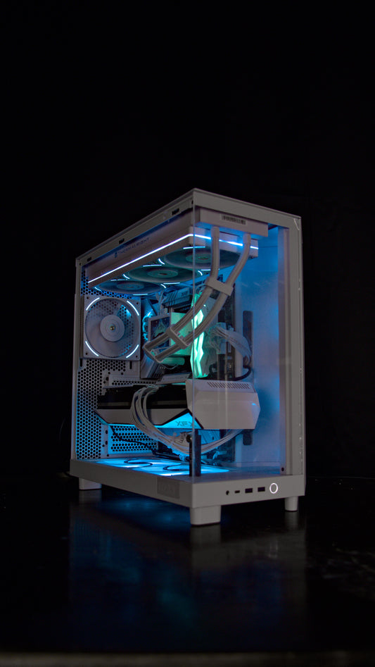 The Blizzard — Ryzen 7 7700X / RX 9070 XT / 32GB DDR5 Gaming PC